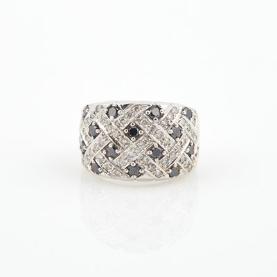 Lot 159 - Diamond Ring, 58 diamonds about 1.15 cts., 14K 9 dwt.