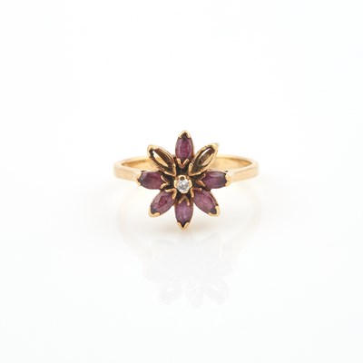 Lot 183 - Diamond and Stone Ring, 14K 2 dwt. all, stones missing