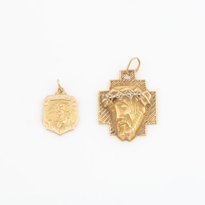 Lot 206 - Diamond Pendant and Gold Pendant, 14K 3 dwt.