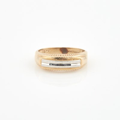 Lot 268 - Gold Ring, 14K 2 dwt.