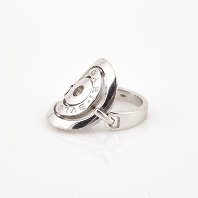 Lot 329 - Gold Ring, 18K 6 dwt., bears signature Bulgari