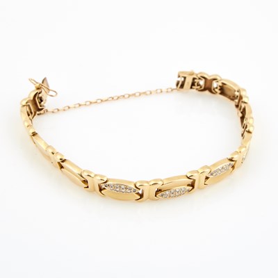 Lot 363 - Gold and Stone Flexible Bracelet, 14K 15 dwt. all, damaged, stone missing
