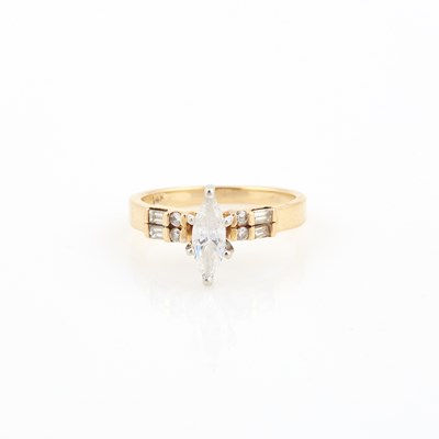 Lot 463 - Diamond Engagement Ring, center stone about 0.40 ct., 14K 2 dwt.