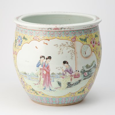 Lot 298 - A Chinese Famille Rose Porcelain Jardiniere