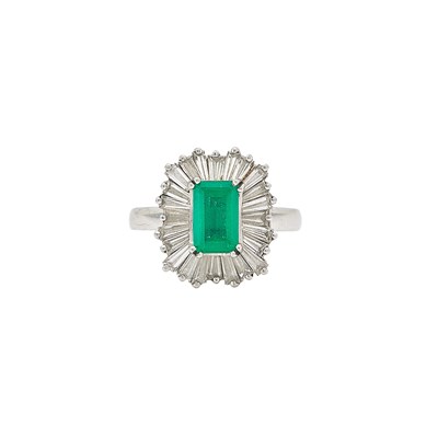 Lot 1086 - Platinum, Emerald and Diamond Ring-Dant