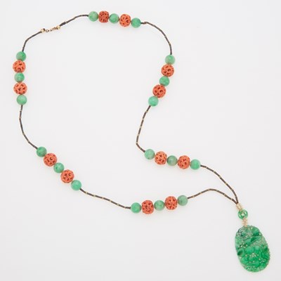 Lot 13 - A Chinese Jadeite and Coral Necklace