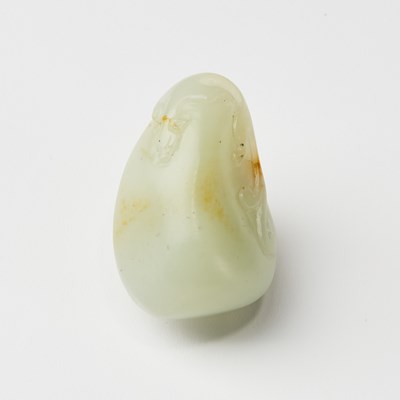 Lot 72 - A Chinese Nephrite Jade Gourd-Shaped Pendant
