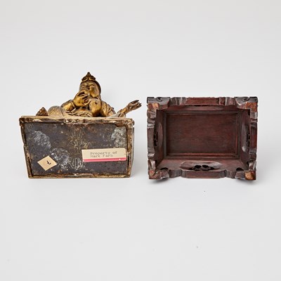 Lot 318 - A Matched Pair of Sino-Tibetan Gilt Bronze Figures of Guanyin