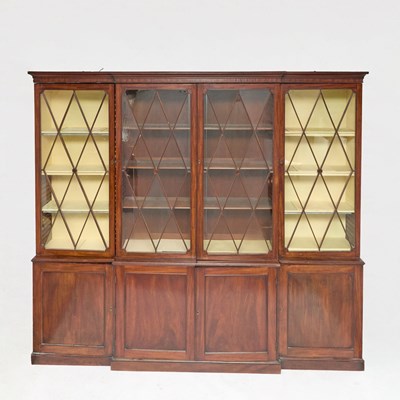 Lot 460 - George III Mahogany Breakfront Bookcase