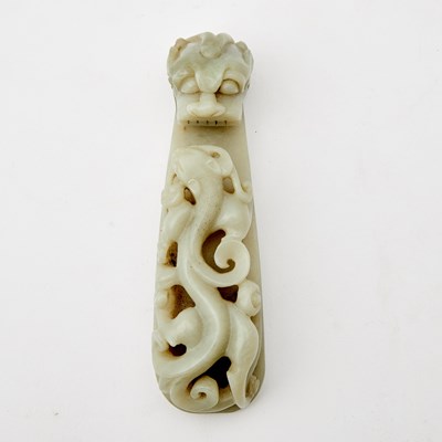 Lot 425 - A Chinese Chilong Jade Buckle