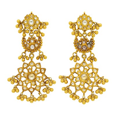 Lot 1031 - Pair of Indian Gold and Foil-Backed White Sapphire Pendant-Earrings
