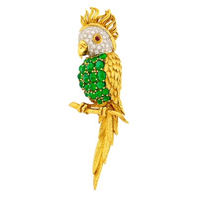 Lot 69 - Gold, Platinum, Cabochon Emerald, Diamond and Ruby Cockatoo Clip-Brooch