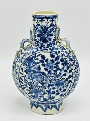 Lot 1090 - Pair of Blue and White Chinese Porcelain Moon Flasks