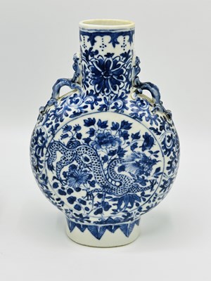 Lot 1090 - Pair of Blue and White Chinese Porcelain Moon Flasks