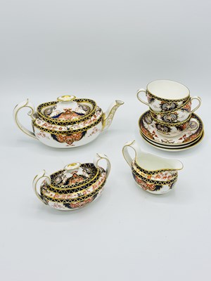 Lot 1096 - Assembled Royal Crown Derby Imari Part Dinner Service