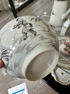 Lot 1061 - Group of Chinese Export Porcelain Table Articles