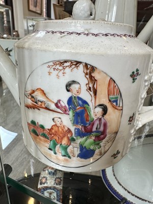 Lot 1061 - Group of Chinese Export Porcelain Table Articles