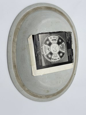 Lot 1066 - Chinese Export Porcelain Indian Market Deep Dish