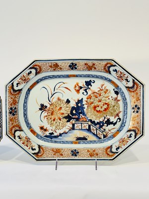 Lot 1071 - Group of Three Imari Porcelain Serving Dishes
