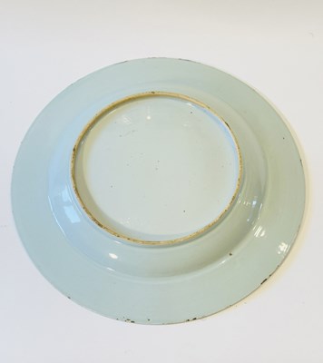 Lot 1071 - Group of Three Imari Porcelain Serving Dishes