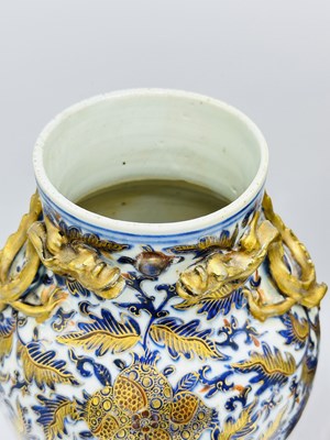 Lot 1091 - Pair of Chinese Blue and White Porcelain Jars