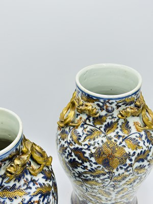Lot 1091 - Pair of Chinese Blue and White Porcelain Jars