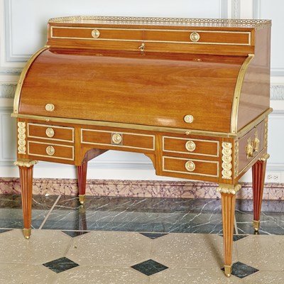Lot 343 - Louis XVI Mahogany Bureau à Cylindre