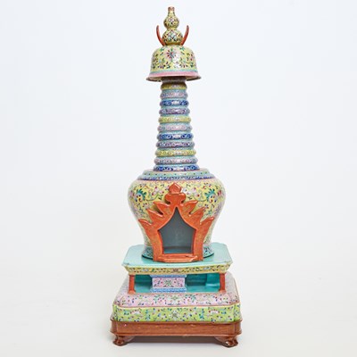Lot 570 - Chinese Famille Rose Porcelain Stupa