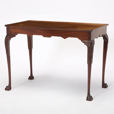 Lot 469 - Irish George II Style Mahogany Tea Table