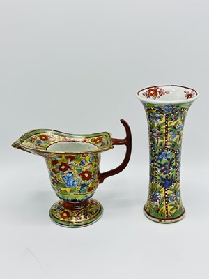 Lot 1083 - Six Chinese Porcelain Table Items