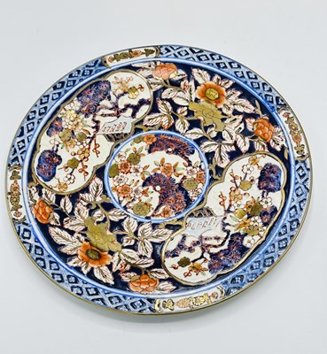 Lot 1086 - Group of Chinese and Japanese Porcelain Table Articles