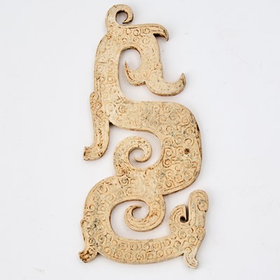 Lot 515 - A Chinese Archaistic Dragon Jade Pendant