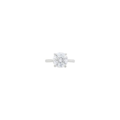 Lot 36 - Silver and Diamond Ring
