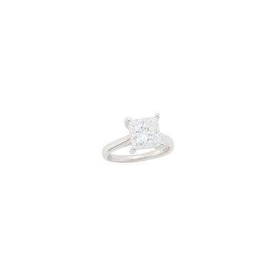 Lot 84 - Silver and Diamond Ring
