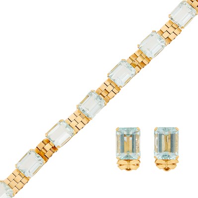 Lot 2067 - Retro Rose Gold and Aquamarine Bracelet and Pair of Earclips
