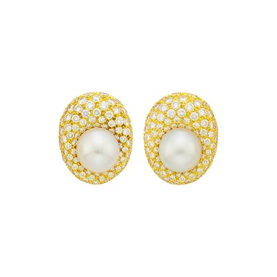 Lot 38 - Henry Dunay Pair of Gold, South Sea Cultured Pearl and Diamond Earclips