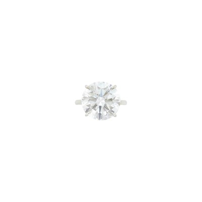 Lot 227 - Silver and Diamond Ring