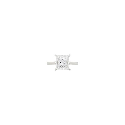 Lot 1133 - Silver and Diamond Ring