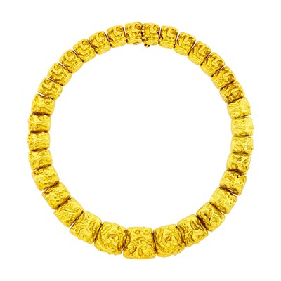 Lot 52 - David Webb Sculpted Gold Necklace