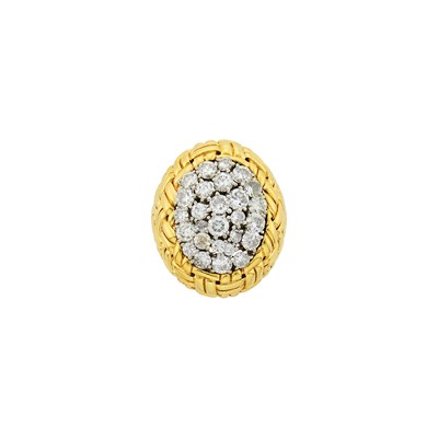 Lot 102 - Verdura Gold, Platinum and Diamond Ring