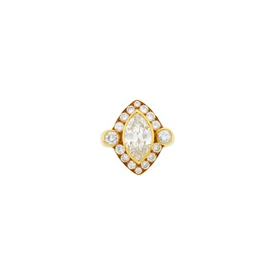 Lot 45 - Gold and Diamond Ring