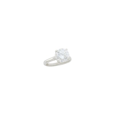 Lot 159 - Silver and Diamond Ring