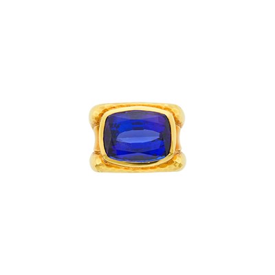 Lot 54 - Andrew Clunn Hammered Gold and Tanzanite Ring