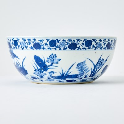 Lot 203 - A Chinese Blue and White Porcelain Bowl