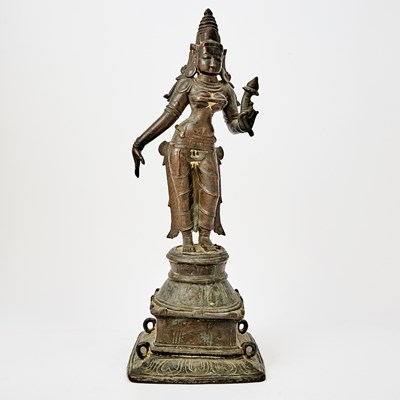 Lot 729 - An Indian Cast Bronze Figure of Parvati