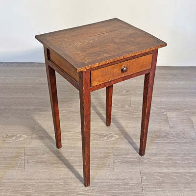 Lot 1039 - Federal Grain-painted Figured Maple One-drawer Stand