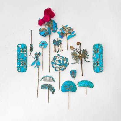 Lot 151 - A Group of Chinese Kingfisher, Jade and Other Hardstone Hair Pins