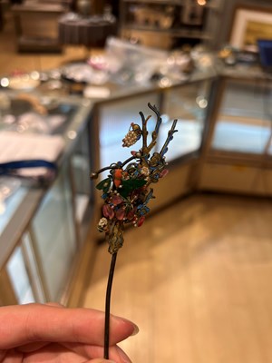 Lot 151 - A Group of Chinese Kingfisher, Jade and Other Hardstone Hair Pins