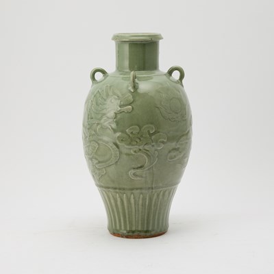 Lot 632 - A Chinese Longquan Celadon Vase