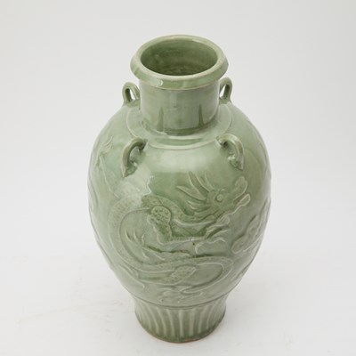 Lot 632 - A Chinese Longquan Celadon Vase